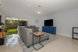 Picture of 9243 W Sunrise Blvd # 0, Plantation, FL 33322