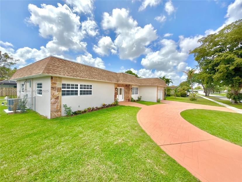 Picture of 7480 NW 14Th St, Plantation FL 33313
