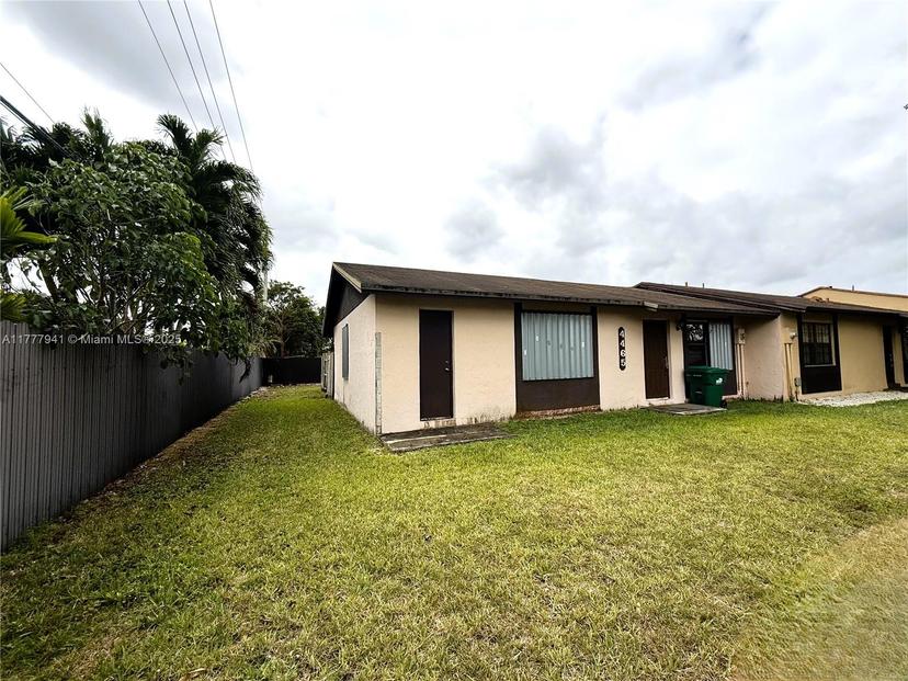 Picture of 4465 SW 136Th Pl, Miami FL 33175