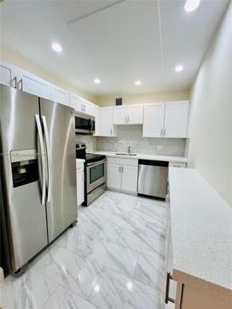 Picture of 13250 SW 4Th Ct # 405G, Pembroke Pines, FL 33027