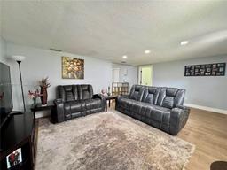 Picture of 826 Cochran Dr, Lake Worth, FL 33461