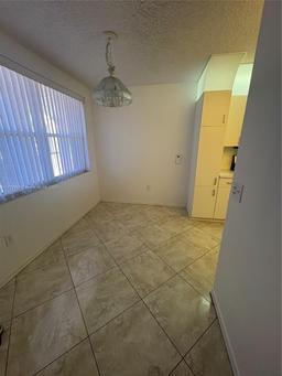 Picture of 10133 NW 24Th Pl # 206, Sunrise, FL 33322