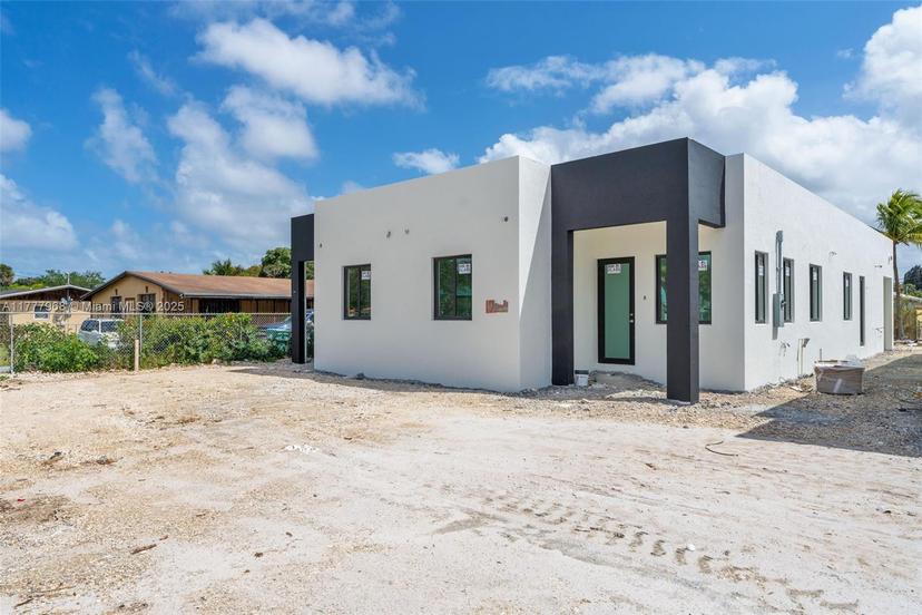Picture of 12330 SW 219Th St # 12330, Miami FL 33170