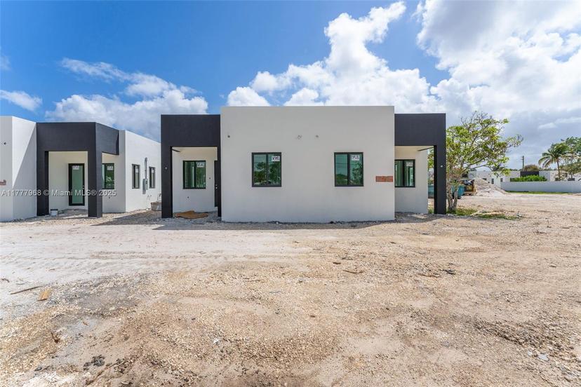 Picture of 12330 SW 219Th St # 12330, Miami FL 33170