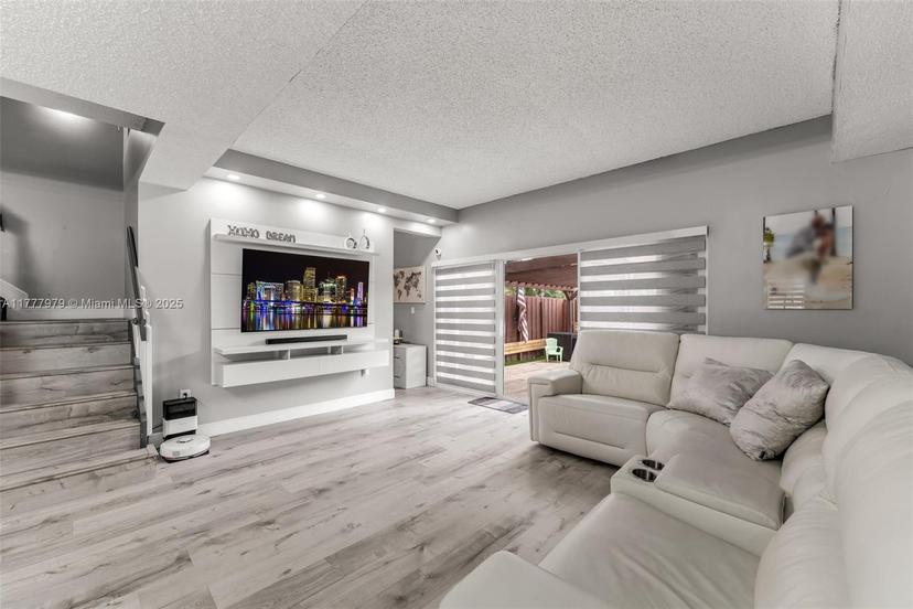 Picture of 14245 SW 57Th Ln # 1, Miami FL 33183