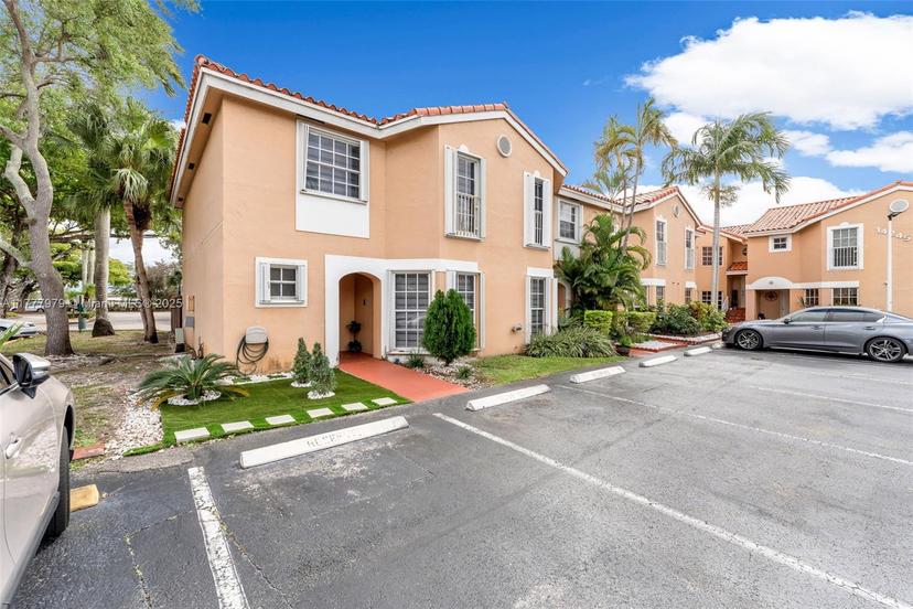 Picture of 14245 SW 57Th Ln # 1, Miami FL 33183