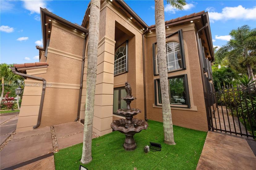 Picture of 15902 SW 141St St, Miami FL 33196