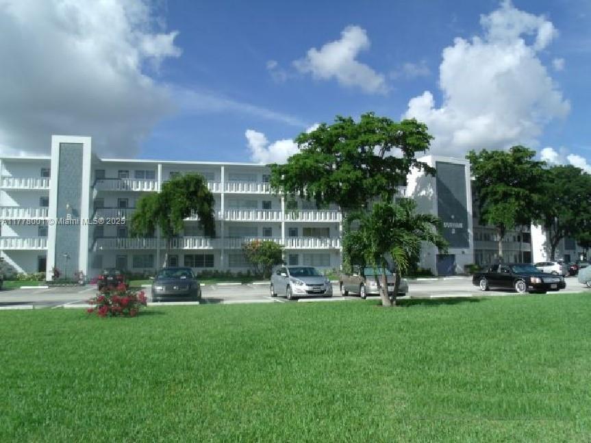 Picture of 2031 Durham B # 2031, Deerfield Beach, FL 33442