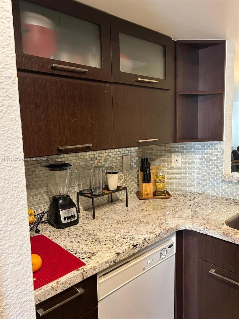 Picture of 1138 NW 124Th Ave # 2301, Miami FL 33182