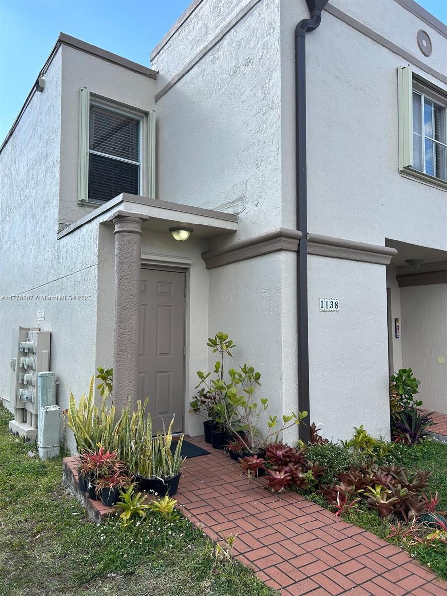 Picture of 1138 NW 124Th Ave # 2301, Miami, FL 33182