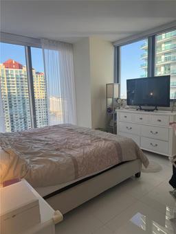 Picture of 1300 Brickell Bay Dr # 2710, Miami, FL 33131
