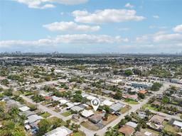 Picture of 4580 NW 3Rd Ave, Oakland Park, FL 33309