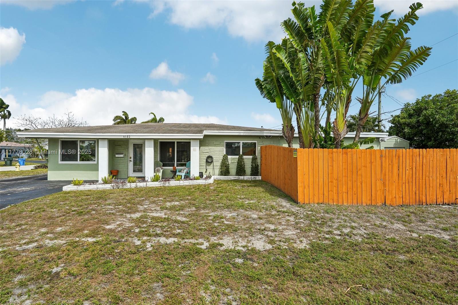 Picture of 4580 NW 3Rd Ave, Oakland Park, FL 33309
