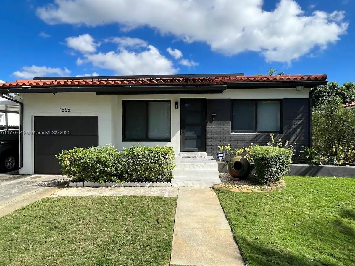 Picture of 1565 NW 30Th Ave, Miami, FL 33125