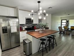 Picture of 1565 NW 30Th Ave, Miami, FL 33125