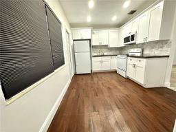 Picture of 1941 NE 157Th Ter, North Miami Beach, FL 33162