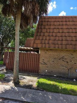Picture of 11912 SW 13Th Ct # 11912, Davie, FL 33325