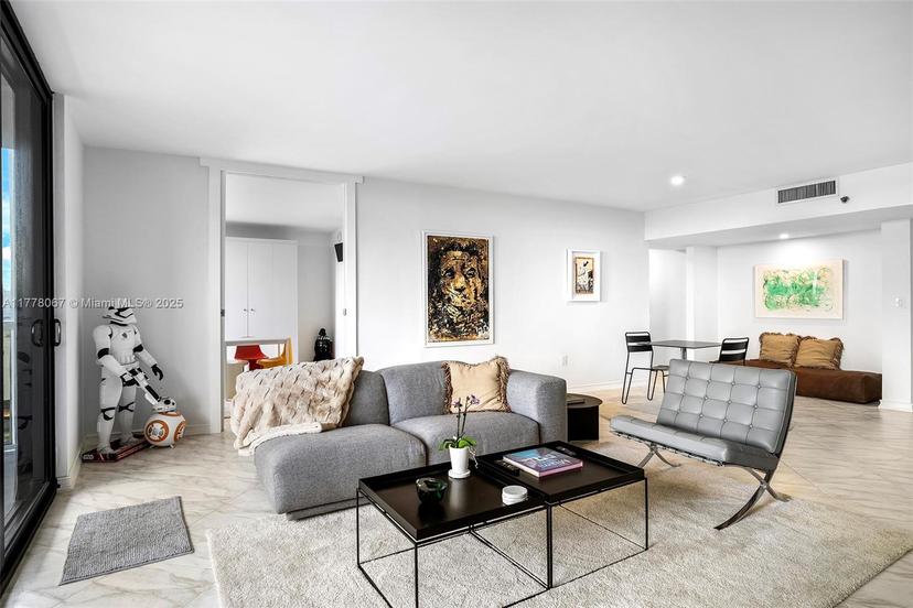 Picture of 9 Island Ave # 710, Miami Beach FL 33139