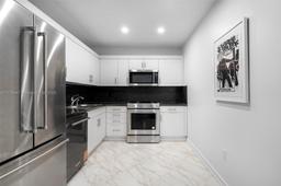 Picture of 9 Island Ave # 710, Miami Beach, FL 33139