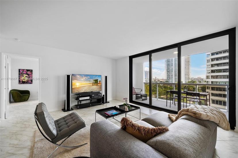 Picture of 9 Island Ave # 710, Miami Beach FL 33139