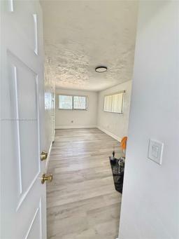 Picture of 1910 NW 163Rd St Rd, Miami Gardens, FL 33054