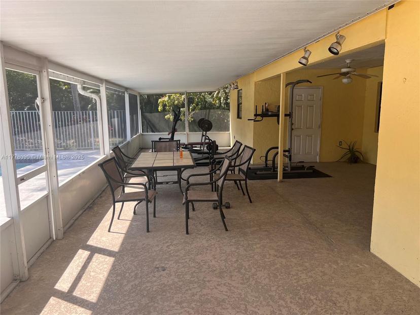 Picture of 15664 N North Rd, Loxahatchee FL 33470