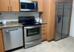 Picture of 3926 Estepona Ave, Doral, FL 33178