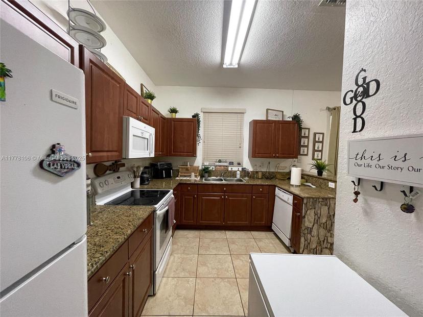 Picture of 12958 SW 135Th St # 12958, Miami FL 33186
