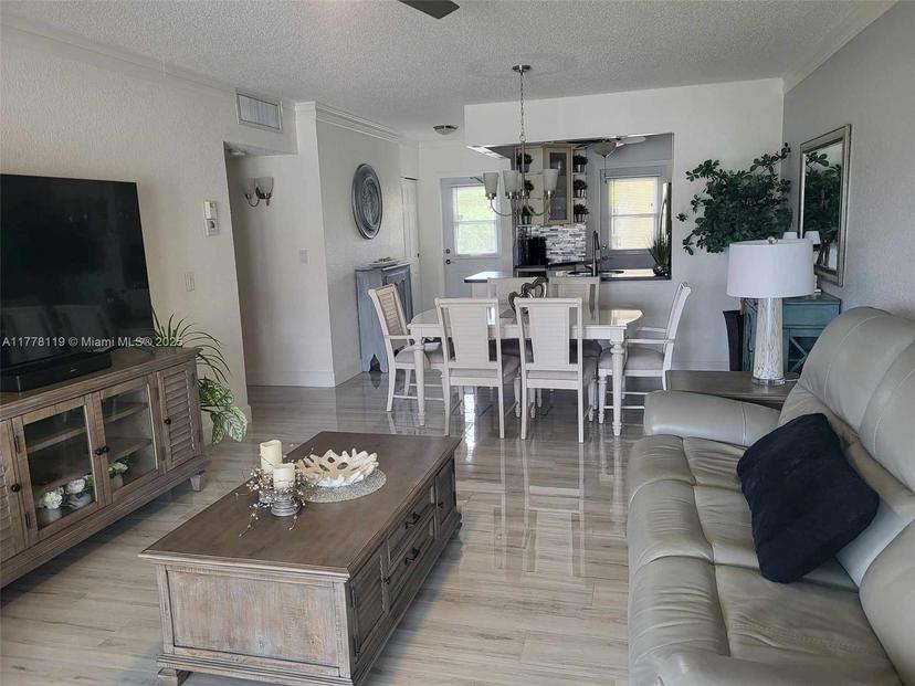 Picture of 4701 NW 34Th St # 602, Lauderdale Lakes FL 33319