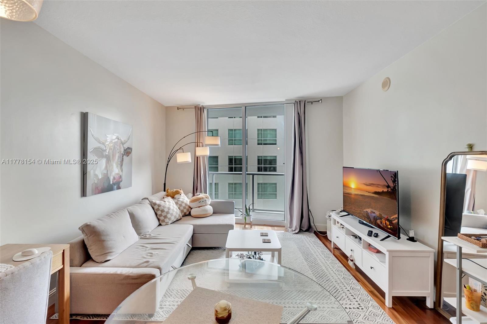 Picture of 185 SW 7Th St # 1708, Miami, FL 33130