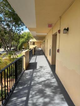Picture of 151 Berkley Rd # 206, Hollywood, FL 33024