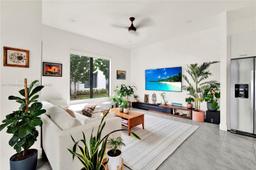 Picture of 4419 NW 80Th Ct, Doral, FL 33166