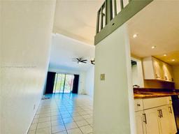 Picture of 10211 Buttercup Ct # 10211, Pembroke Pines, FL 33026