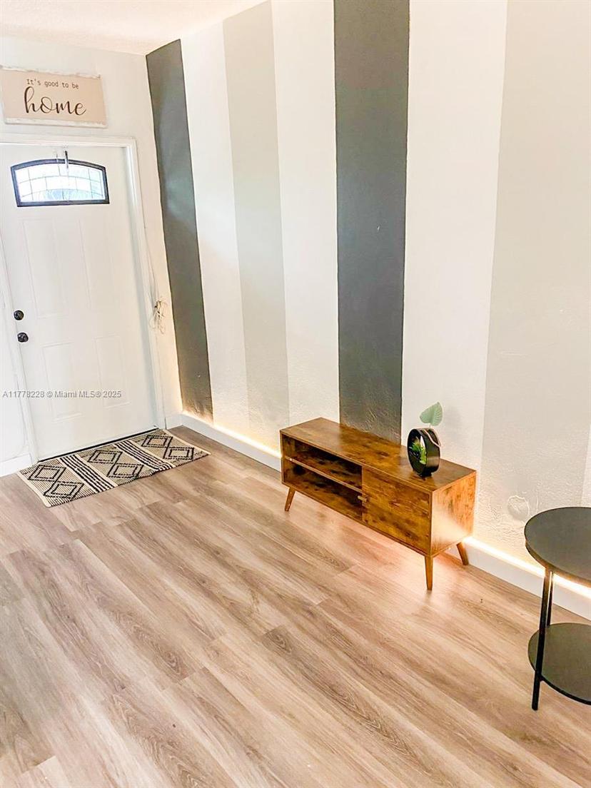 Picture of 7720 Harding Ave # 3, Miami Beach FL 33141