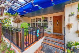 Picture of 14835 S Biscayne River Dr, Miami, FL 33168