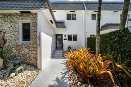 Picture of 16515 NE 26Th Ave # 1, North Miami Beach, FL 33160