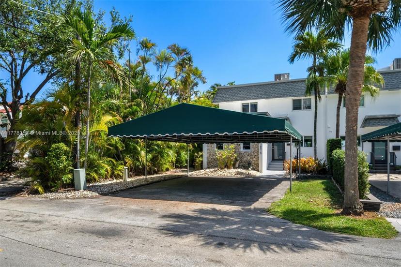 Picture of 16515 NE 26Th Ave # 1, North Miami Beach FL 33160