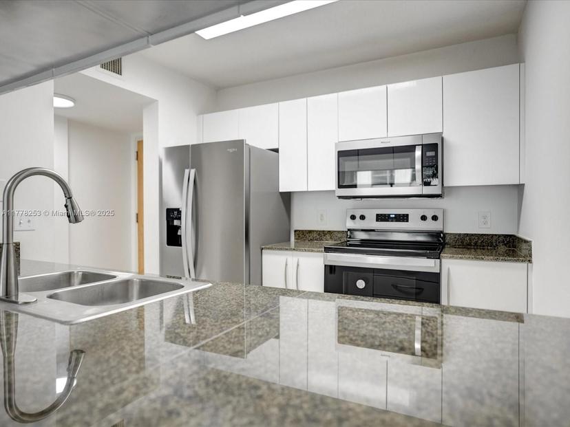 Picture of 1200 Brickell Bay Dr # 2314, Miami FL 33131