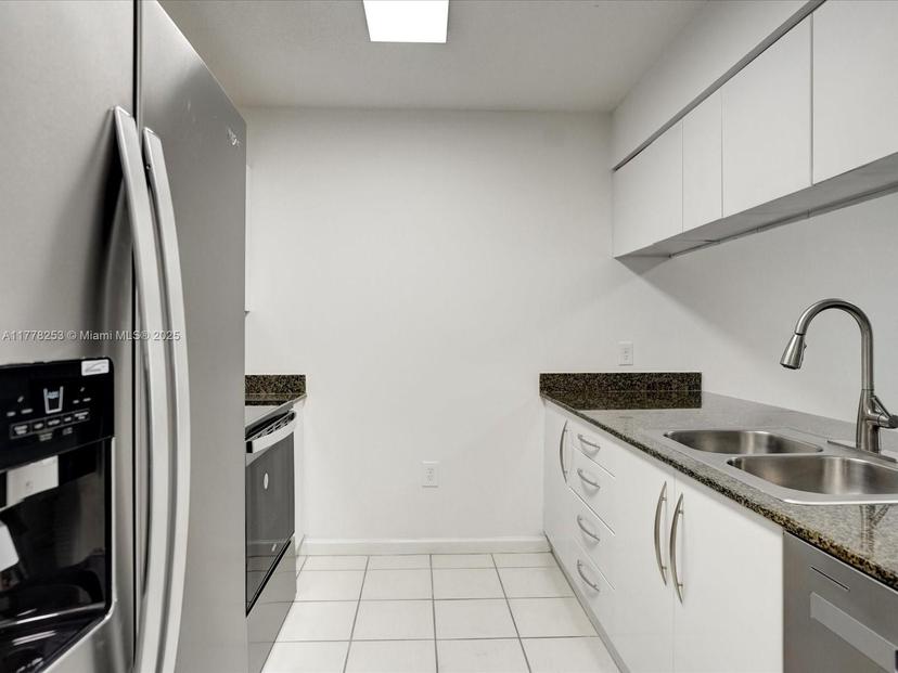 Picture of 1200 Brickell Bay Dr # 2314, Miami FL 33131
