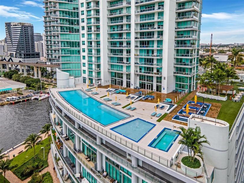 Picture of 92 SW 3Rd St # 4703, Miami FL 33130