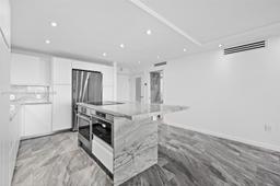 Picture of 1658 Bay Rd # 504, Miami Beach, FL 33139