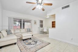 Picture of 6668 SW 41St Pl # 29, Davie, FL 33314