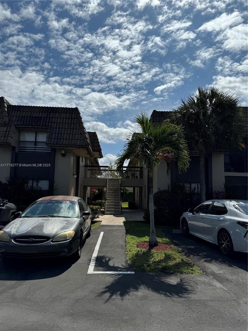 Picture of 10724 Royal Palm Blvd # 3, Coral Springs FL 33065