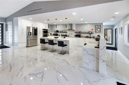 Picture of 11044 NW 19Th Mnr, Coral Springs, FL 33071