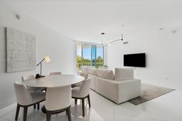 Picture of 17111 Biscayne Blvd # 204, North Miami Beach, FL 33160