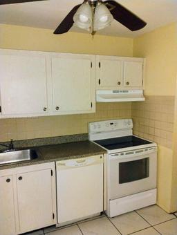 Picture of 8020 Fairview Dr # 309, Tamarac, FL 33321