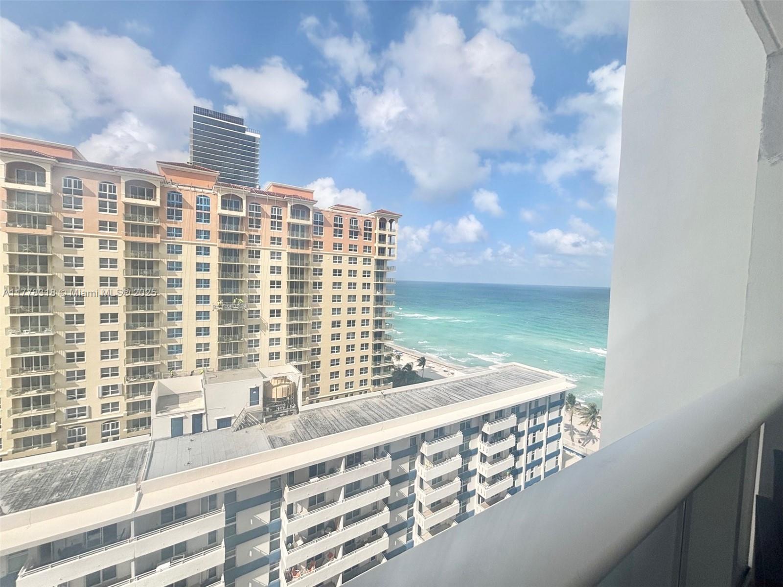 Picture of 3140 S Ocean Dr # 1508, Hallandale Beach, FL 33009
