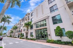 Picture of 4740 NW 84Th Ct # 32, Doral, FL 33166