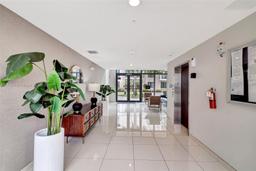 Picture of 4740 NW 84Th Ct # 32, Doral, FL 33166