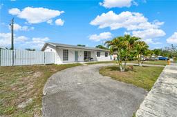 Picture of 3743 NW 207Th Dr, Miami Gardens, FL 33055